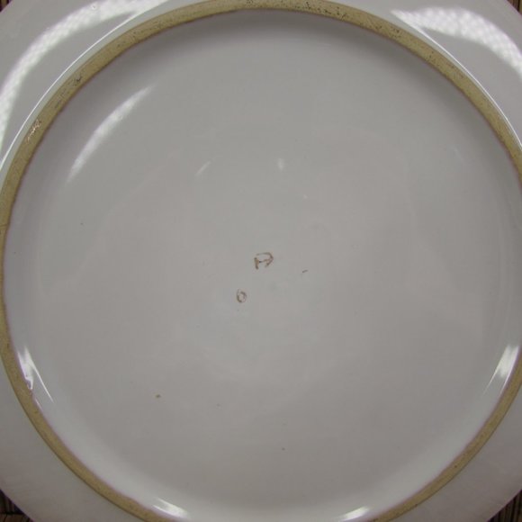 Vintage Peasant Village Italian Pottery Hand Painted Fruit Grapes 8.25" Plate - Picture 7 of 7